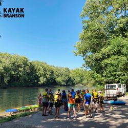 Kayak Branson - Ready for adventure!
