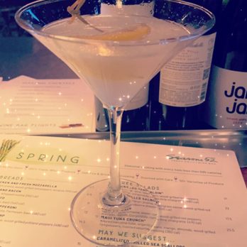 Seasons 52 - Lemon drop martini - New American Near Me - Costa Mesa, California