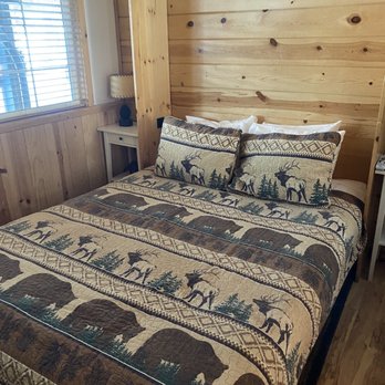 Fireside Lodge - Room #10 - Hotels Near Me - South Lake Tahoe, California Fireside Lodge - Room #10 - Hotels Near Me - South Lake Tahoe, California