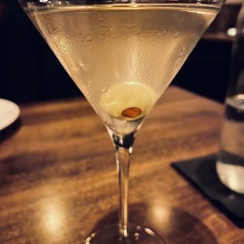 The Manchester - Perfectly mixed martini - Cocktail Bars Near Me - Los Angeles, California The Manchester - Perfectly mixed martini - Cocktail Bars Near Me - Los Angeles, California