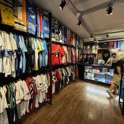 Brechó do Futebol - Official global and local soccer team jerseys