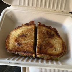 B*tch Don't Grill My Cheese - Grilled Cheese Burger - underwhelming