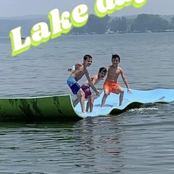 Vacation Boat Rentals - Lilly pad rental with pontoon
