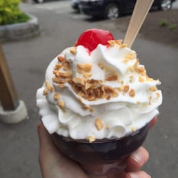Hot Fudge Sundae