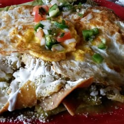 Taqueria La Tejana - Chiaquiles con salsa verde. A must have