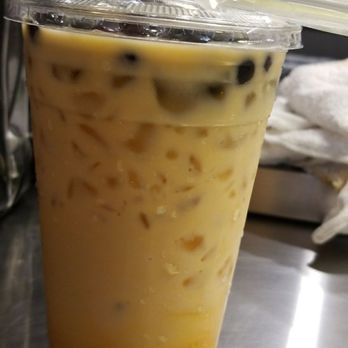 Soho Ramen - Color & presentation of their overpriced af thai tea is laughable :T 90% half & half and 10% of the WEAKEST tea brew tf am I paying $6 for - Ramen Near Me - Riverside, California