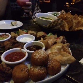 Kings Dining & Entertainment - Bowling Near Me - Boston, Massachusetts