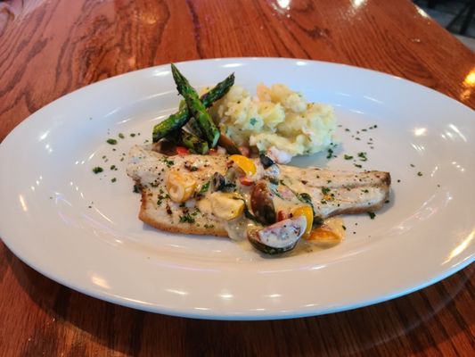 Alex's Kitchen by null