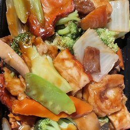 Happy Family - mixture of diff meats and veggies in brown sauce. Very good Happy Family - mixture of diff meats and veggies in brown sauce. Very good