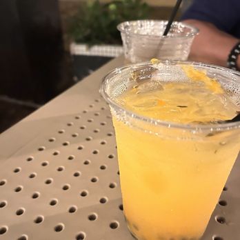 Puerto Criollo - Refreshing: Passion Fruit/Tamarindo Lemonade) - Puerto Rican Near Me - San Juan, Puerto Rico