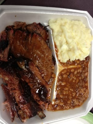 Meshack's Bar-B-Que by null