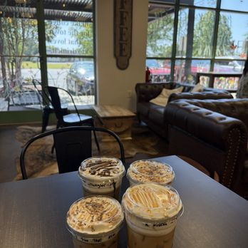 Giddy Up Coffeehouse - Mona, Wrangle, Toffee Nut Crunch - Coffee & Tea Near Me - Greenville, North Carolina Giddy Up Coffeehouse - Mona, Wrangle, Toffee Nut Crunch - Coffee & Tea Near Me - Greenville, North Carolina