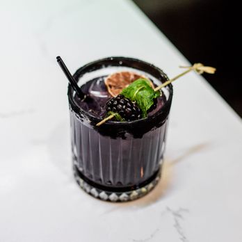 BLK SWAN - Gorgeous garnish!   @NOMTASTICFOODS - New American Near Me - Baltimore, Maryland