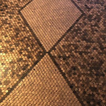 Boomtown Kitchen - Penny decor - American Near Me - New Albany, Indiana