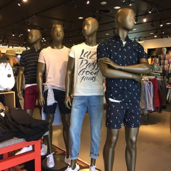 H&M - Men's Clothing Near Me - Folsom, California