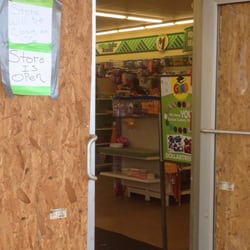Dollar Tree - Only place on plaza boarded up. Noting wrong with windows. Smh