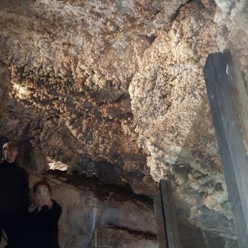 Mercer Caverns - Tours Near Me - Murphys, California
