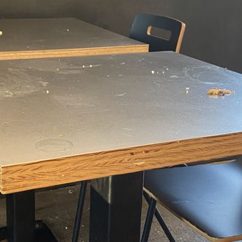 Chipotle Mexican Grill - Dining area - Fast Food Near Me - Rutland, Vermont