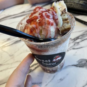 Sweet Snow - Misu Bing - Ice Cream & Frozen Yogurt Near Me - Goodyear, Arizona