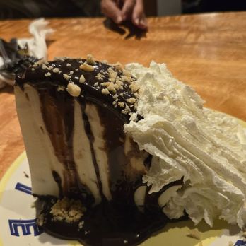 Hula Grill Kaanapali - Hula grill mud pie - New American Near Me - Lahaina, Hawaii Hula Grill Kaanapali - Hula grill mud pie - New American Near Me - Lahaina, Hawaii