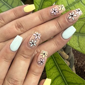 Foxy Nails - Nail Salons Near Me - Reno, Nevada