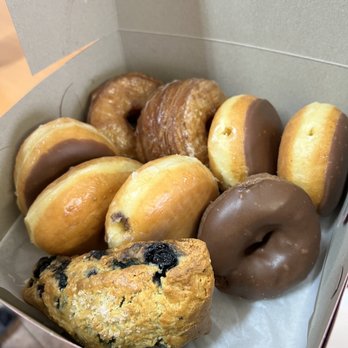 Heavenly Donuts - a box of assorted donuts - Donuts Near Me - San Diego, California Heavenly Donuts - a box of assorted donuts - Donuts Near Me - San Diego, California