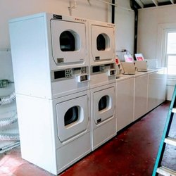 Paramount RV and Trailer Park - Laundry/Mail Room