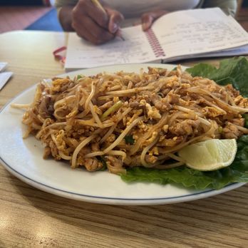 Noodle Palace - Pad Thai - Cambodian Near Me - Santa Rosa, California Noodle Palace - Pad Thai - Cambodian Near Me - Santa Rosa, California