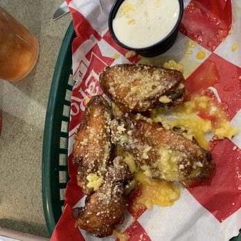 LaRosa's Pizza Middletown - Bone in with Garlic Parmesan - Pizza Near Me - Middletown, Ohio