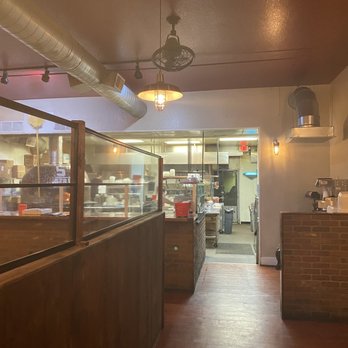 5th Street Pub - When you walk in - Pizza Near Me - Perrysburg, Ohio 5th Street Pub - When you walk in - Pizza Near Me - Perrysburg, Ohio