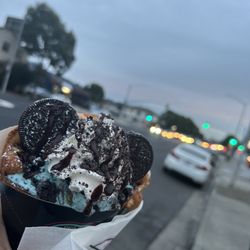 Waffles & Cream - Cookie monster