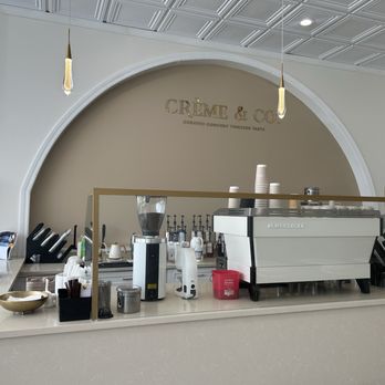 Crème & Co - Inside - Coffee & Tea Near Me - Lisle, Illinois