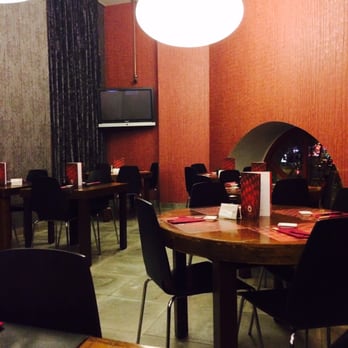 Arigato Sushi House - Interior with tv - Sushi Bars Near Me - Lisbon, 11 Arigato Sushi House - Interior with tv - Sushi Bars Near Me - Lisbon, 11