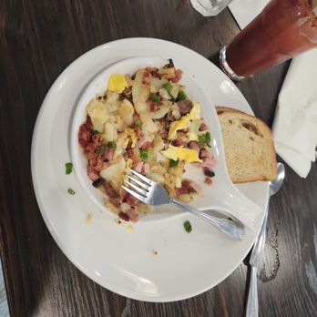 Broken Yolk Cafe - Meat lovers skillet was great!! Brittany was a great server. Will definitely be coming back!! - Breakfast & Brunch Near Me - Fullerton, California Broken Yolk Cafe - Meat lovers skillet was great!! Brittany was a great server. Will definitely be coming back!! - Breakfast & Brunch Near Me - Fullerton, California