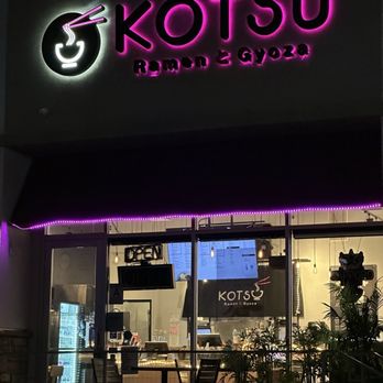 Kotsu Ramen & Gyoza - Outside - Ramen Near Me - Montclair, California Kotsu Ramen & Gyoza - Outside - Ramen Near Me - Montclair, California