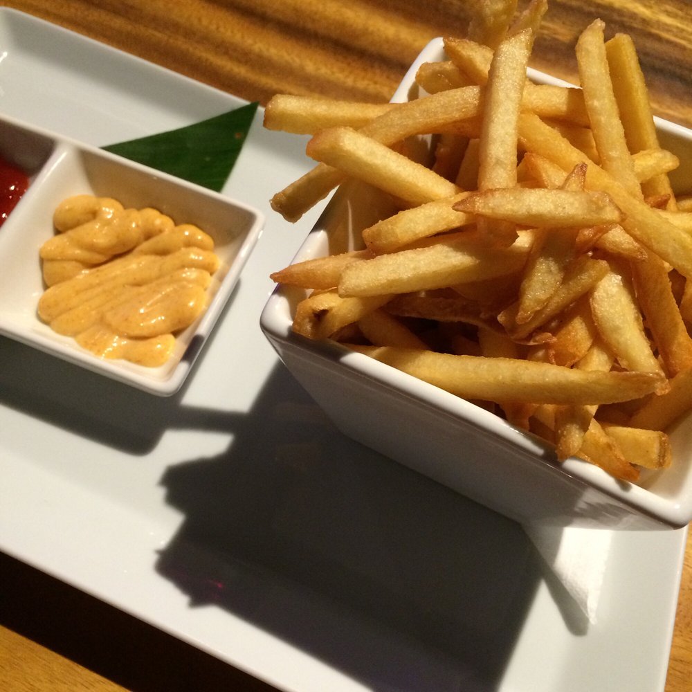SKY Waikiki - Get the French fries! Get 2! - Seafood Near Me - Honolulu, Hawaii