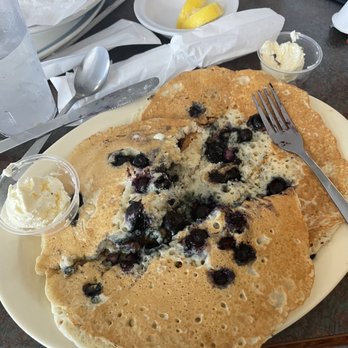 Alphy's Restaurant and Catering - blueberry pancakes - Seafood Near Me - Navarre, Florida Alphy's Restaurant and Catering - blueberry pancakes - Seafood Near Me - Navarre, Florida