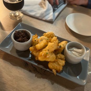 Ghostwriter Public House - Cheese curds - New American Near Me - Johnstown, Ohio Ghostwriter Public House - Cheese curds - New American Near Me - Johnstown, Ohio