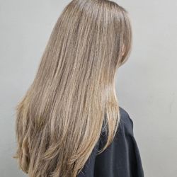 Salon Andalucia - By Gricelda