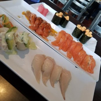 Sushiholics - The scallop was not good today but the white tunas are delicious - Sushi Bars Near Me - West Covina, California