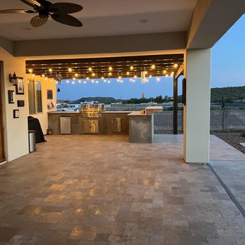 Citiscapes - a patio with a grill and outdoor dining area - Landscaping Near Me - Phoenix, Arizona Citiscapes - a patio with a grill and outdoor dining area - Landscaping Near Me - Phoenix, Arizona