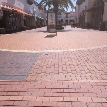 Outlets at San Clemente - Not much different about this outlet place than any other we've been to - Outlet Stores Near Me - San Clemente, California Outlets at San Clemente - Not much different about this outlet place than any other we've been to - Outlet Stores Near Me - San Clemente, California