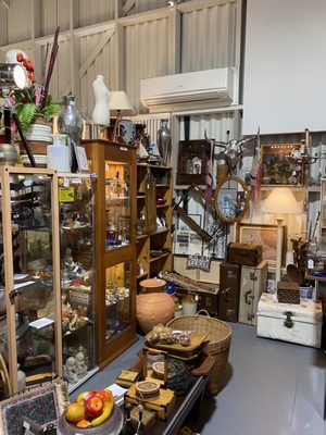 Camp Hill Antique Centre & Tart Cafe by null