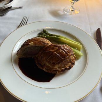 Butcher & Rose - Beef Wellington. - Steakhouses Near Me - Columbus, Ohio Butcher & Rose - Beef Wellington. - Steakhouses Near Me - Columbus, Ohio