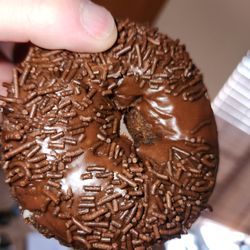 Lucky Donuts - Sunday