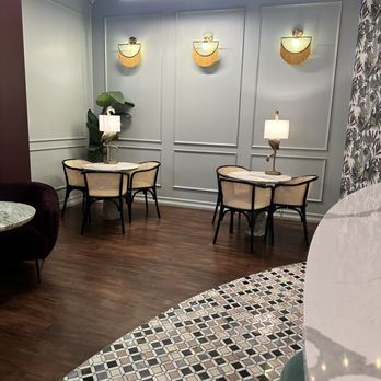 Lady Yum - Inside - Desserts Near Me - Bellevue, Washington