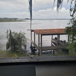 Eagle's Nest Bar & Grill - Great view. The burger was delicious.