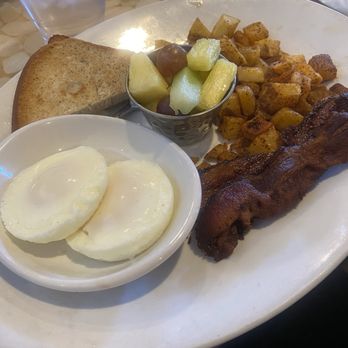 Daily Dose - The straight shooter with poached eggs and gluten free toast - Breakfast & Brunch Near Me - Scottsdale, Arizona
