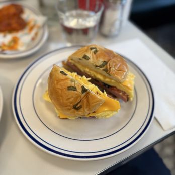Susie's Rise & Dine - Breakfast Sandwich - Diners Near Me - Toronto, Ontario Susie's Rise & Dine - Breakfast Sandwich - Diners Near Me - Toronto, Ontario