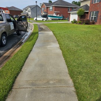 Juettner Exterior Cleaning - After - Pressure Washers Near Me
